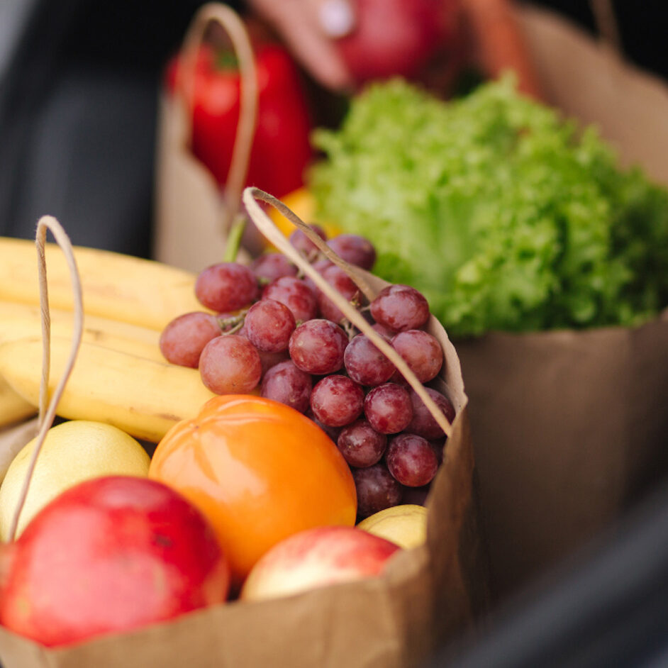 Produce Distributor for Fresh Organic Fruits and Vegetables